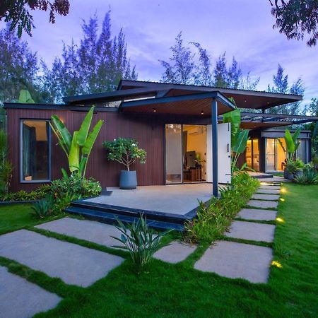 Stayvista At Cargo Haus The Luxury Collection Bangalore Exterior photo